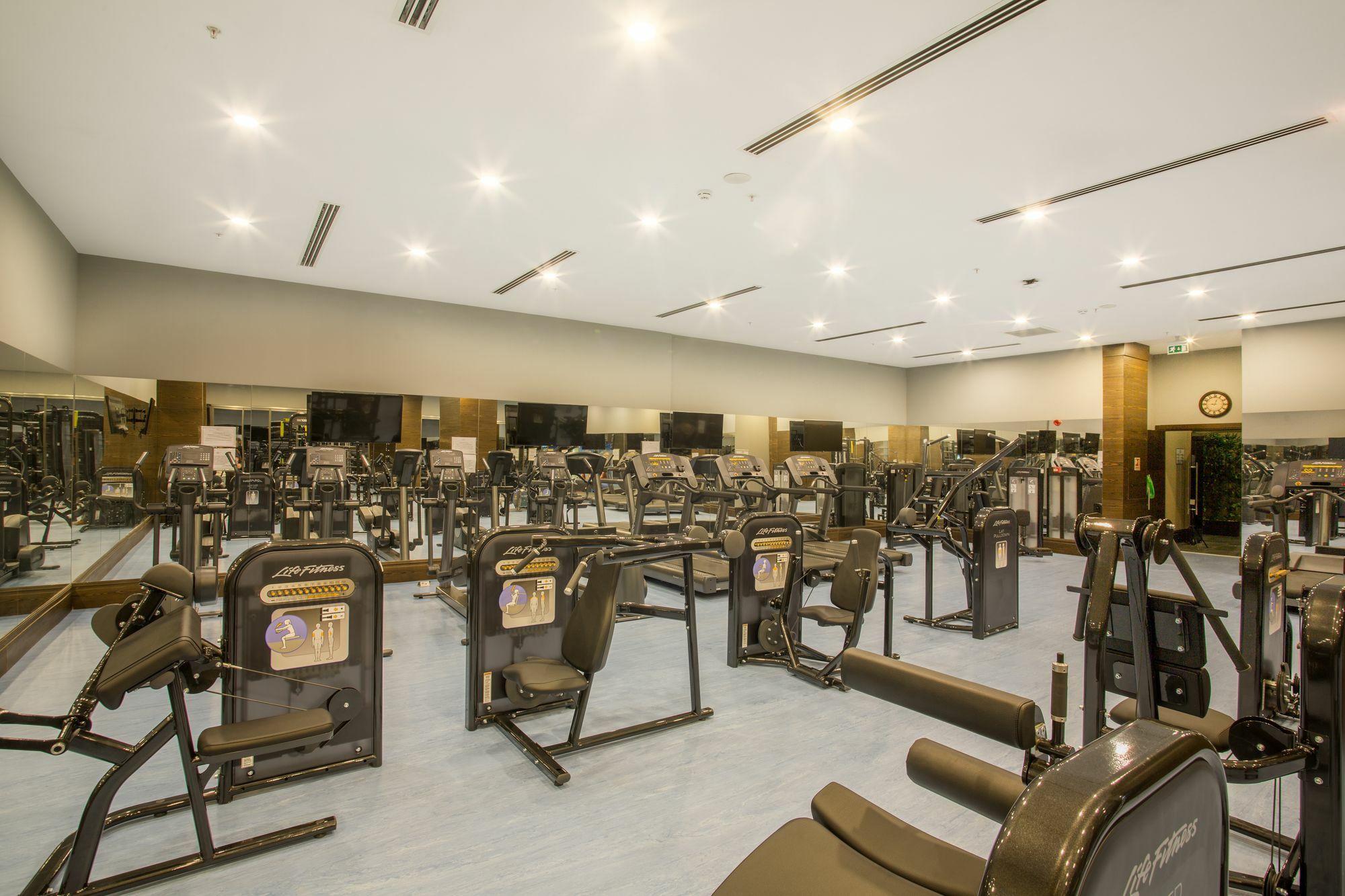 Sky Business Hotel Анталия Екстериор снимка