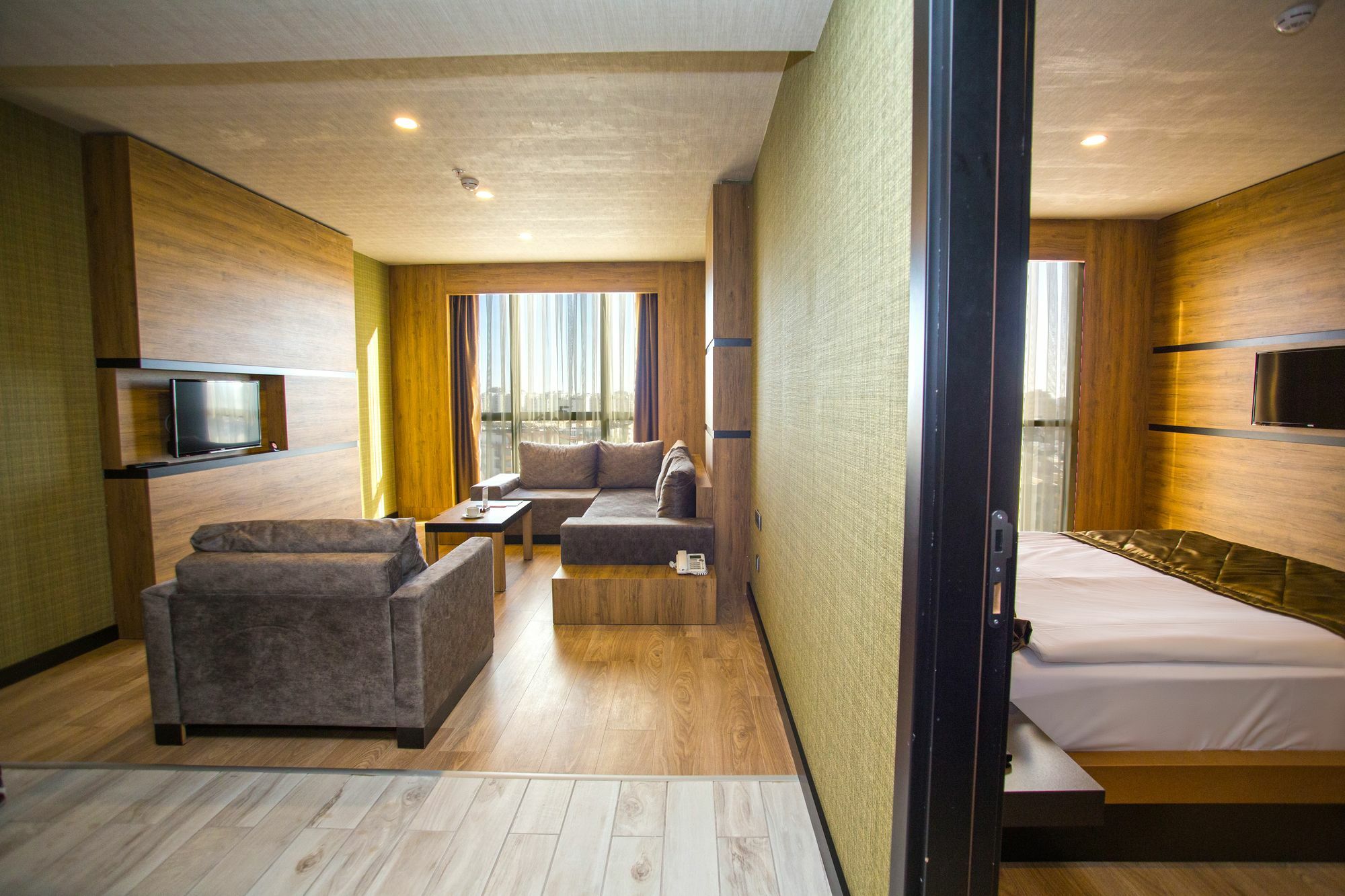 Sky Business Hotel Анталия Екстериор снимка